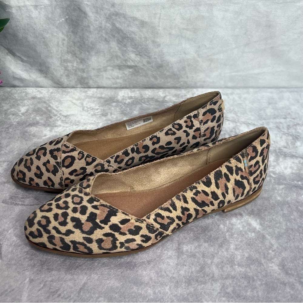 Toms Julie Leopard Print Pointed Toe Flats MISMATCHED SIZES. - Picture 3 of 10